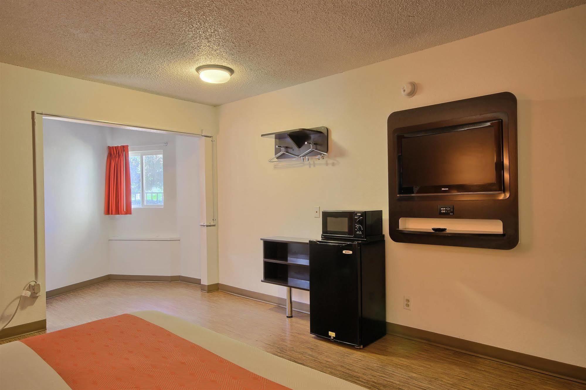 Motel 6-Merced, Ca Eksteriør billede